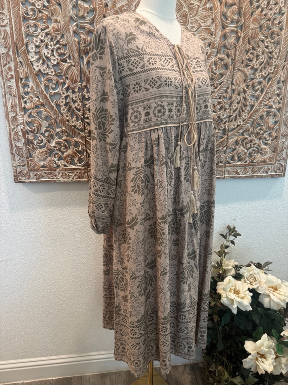 R. Vivimos Cream& Sage Bohemian Floral Flowy Midi Dress, Lightweight Comfy! - Picture 5 of 16